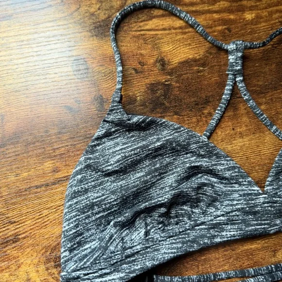 Victoria's Secret Grey Space-Dye Racerback Sports Bra - Picture 4 of 7